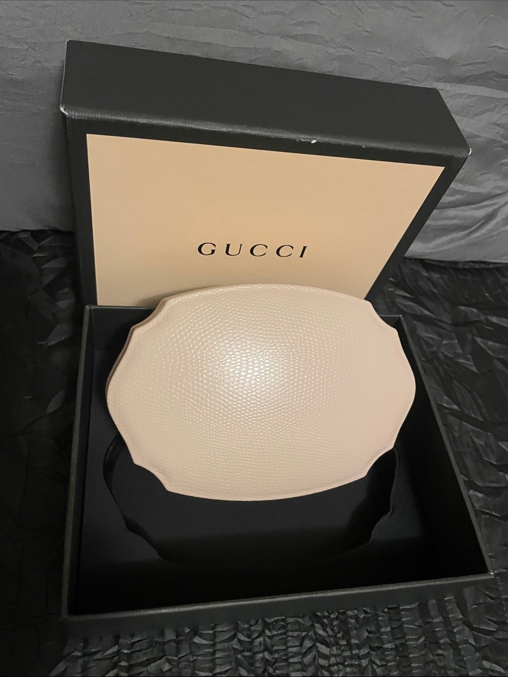 Gucci Blush Pink Pebbled Clamshell Case